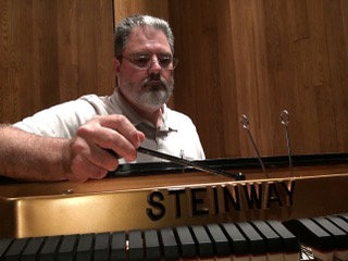 Alan L Thomas, Owner